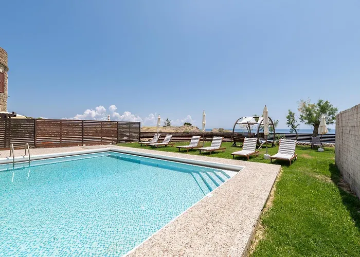 Armonia Seaside Villas