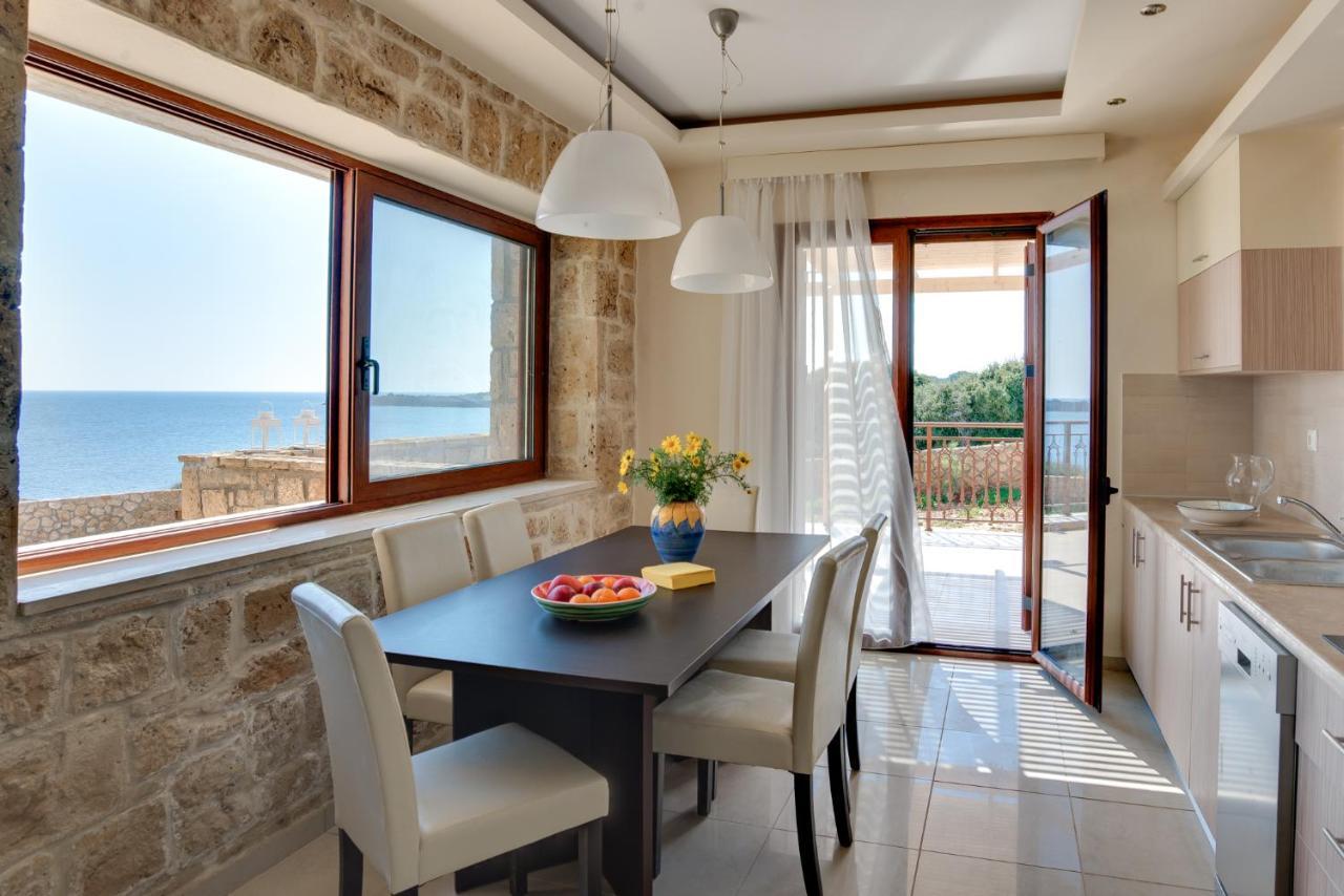 Armonia Seaside *