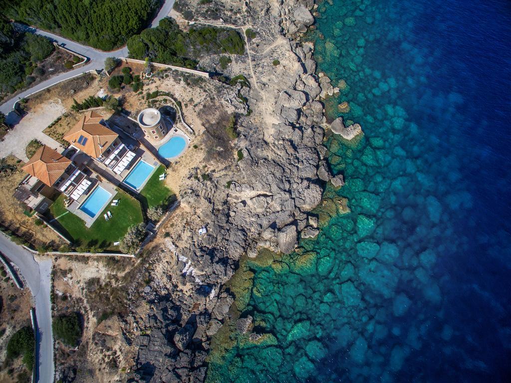 Armonia Seaside Villa